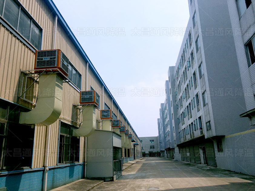 車(chē)間降溫方案配置節(jié)能環(huán)?？照{(diào)，使用效果沒(méi)話說(shuō)